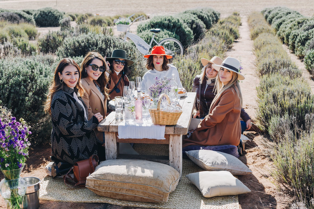 Picnic among Lavender - Aires de Lavanda